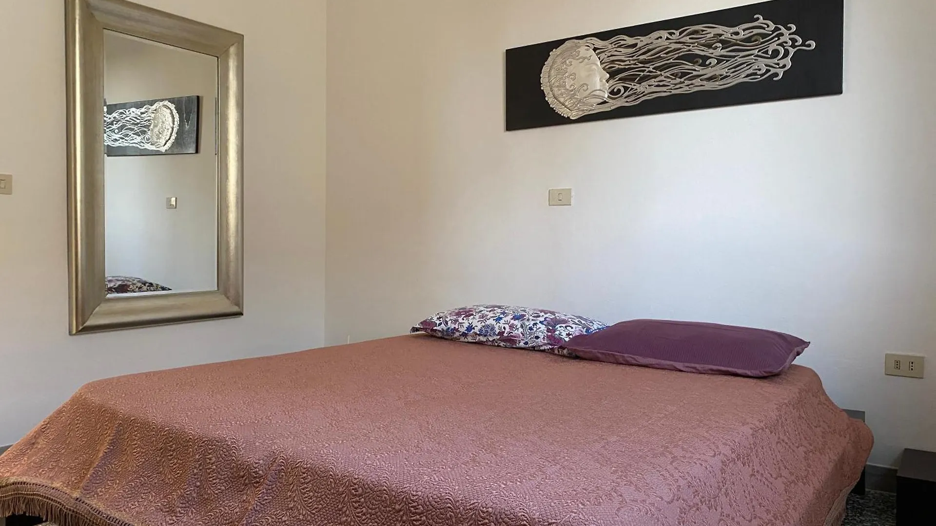 Casa Confortevole E Indipendente A Caorso Italy